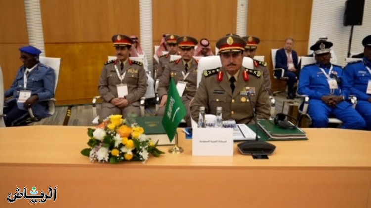مدير الأمن العام يرأس وفد وزارة الداخلية في أعمال المؤتمر الـ (46) لقادة الشرطة والأمن العرب