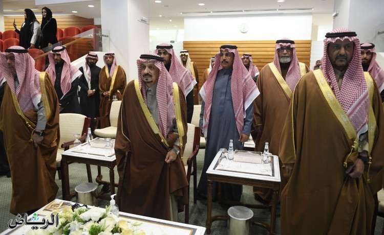 أمير الرياض يتوج الفائزين بكأسَي خادم الحرمين الشريفين والخيالة السعوديين المتمرنين