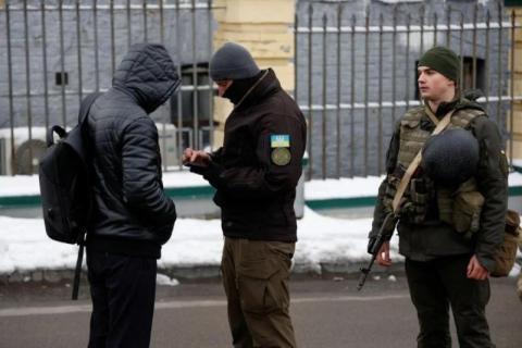 السلطات الأوكرانية تعتقل مسؤولاً أمنياً بزعم تجسسه لصالح روسيا