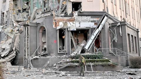 وابل صواريخ روسية يستهدف مدناً أوكرانية عشية العام الجديد