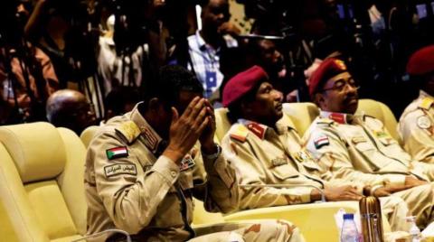 حميدتي يأسف لمشاركته في انقلاب عسكري في السودان