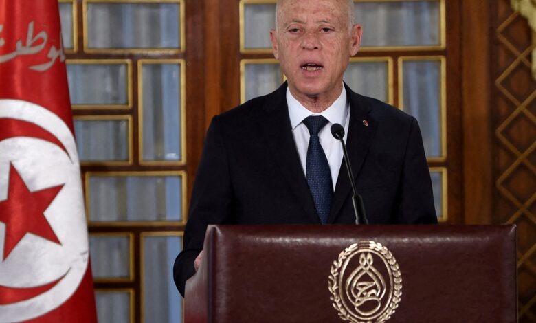 تونس تعتقل أبرز منتقدي الرئيس سعيد |  أخبار