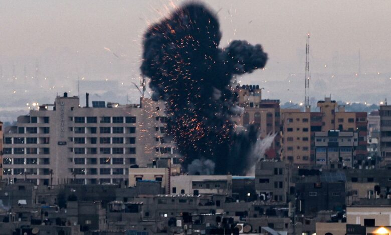 اسرائيل تقصف غزة بعد اطلاق صاروخي وغارة دامية على نابلس |  أخبار الصراع الإسرائيلي الفلسطيني