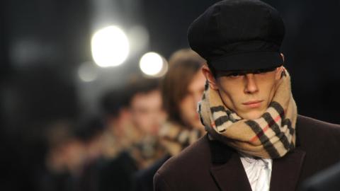 مجموعة بربري لإعادة التركيز على "الطابع البريطاني" في أسبوع الموضة بلندن