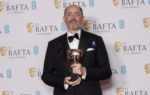 فاز فيلم All Quiet بـ 7 جوائز BAFTA ، بما في ذلك أفضل فيلم ، في جوائز المملكة المتحدة