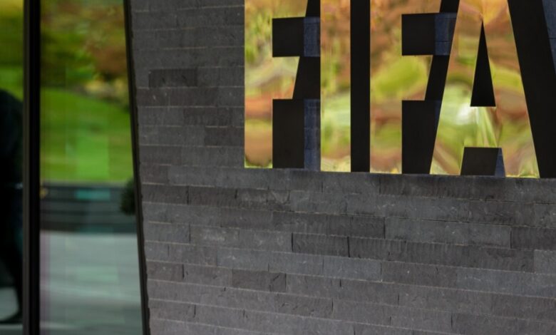 فيفا يعلن القائمة النهائية للمدربين المرشحين لجائزتي أفضل مدرب لعام 2022