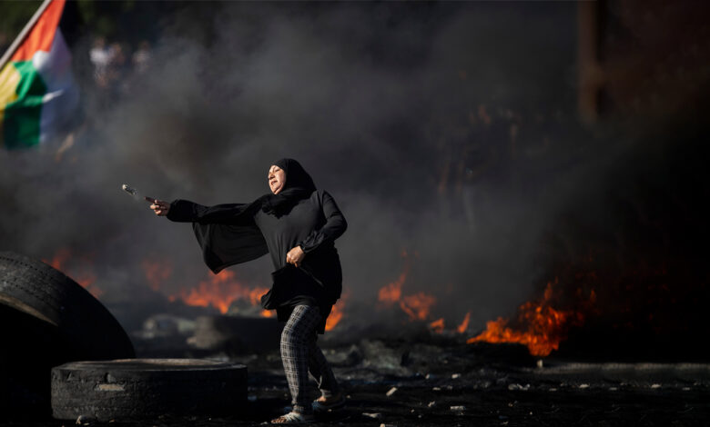 بعد تصعيد الاحتلال في الضفة الغربية.. محللون يؤكدون: الفلسطينيون يعيشون حالة انتفاضة والوضع يتجه للانفجار