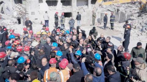 الأسد يزور حلب ويتهم الغرب بانعدام الإنسانية