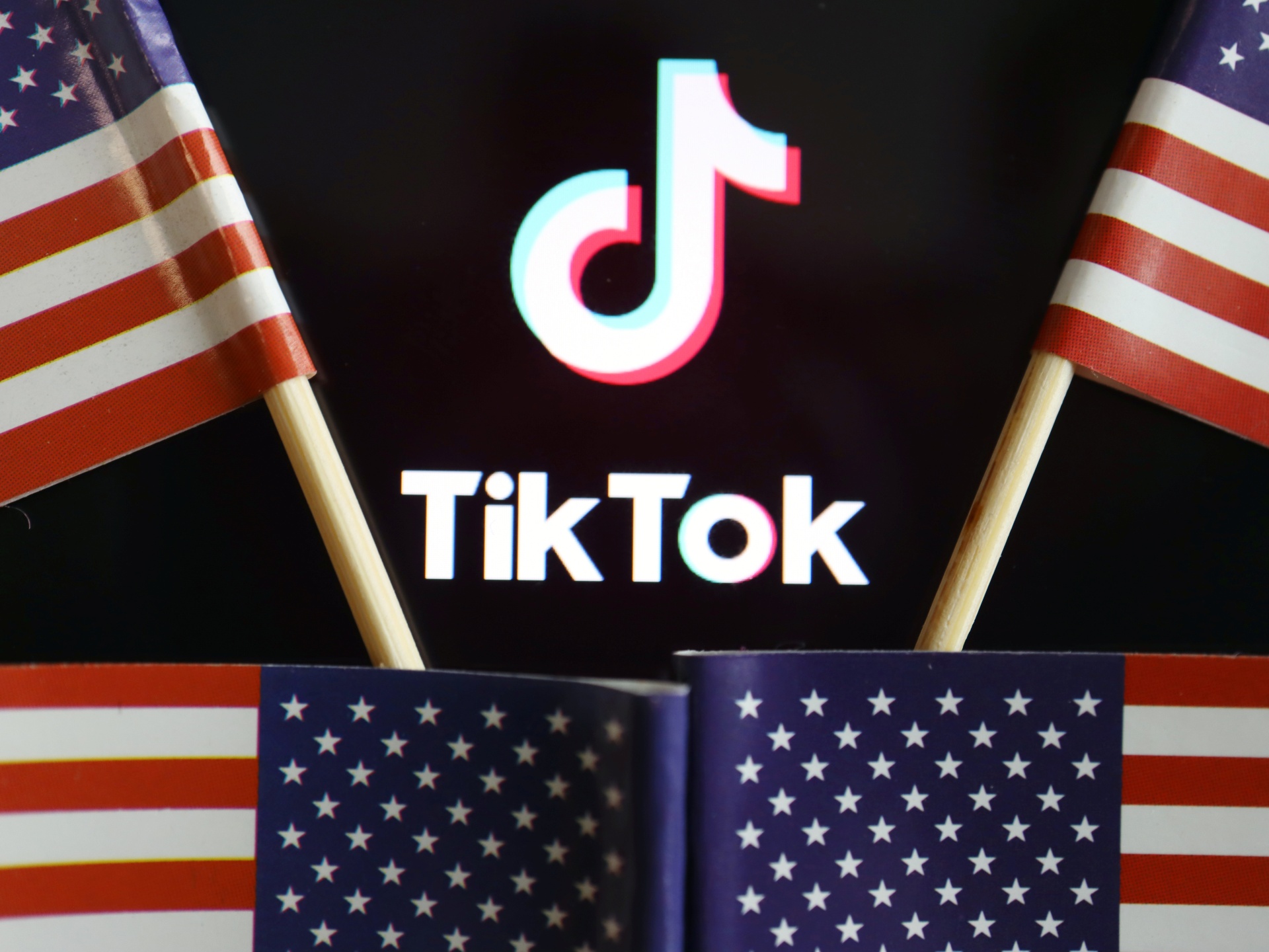 الصين تستخدم منصة TikTok لمراقبة خصومها 