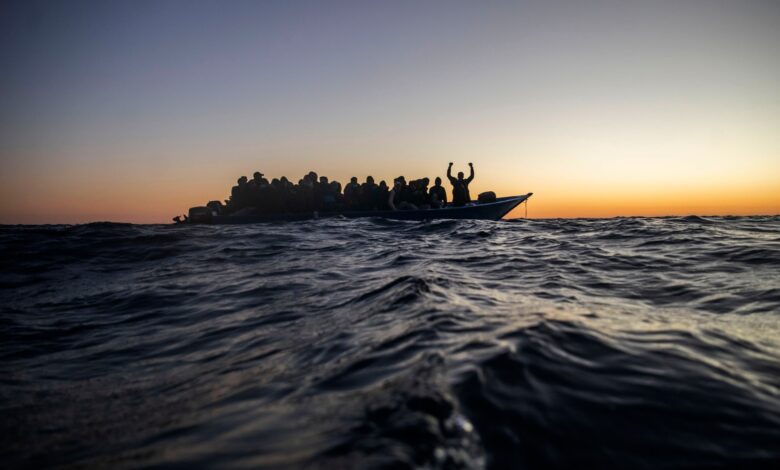 عشرات المفقودين في حادث غرق سفينة قبالة تونس |  أخبار اللاجئين