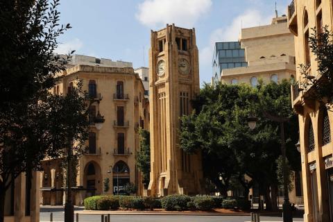 الحكومة اللبنانية تلغي قرارها بتأجيل المدخرات في وضح النهار