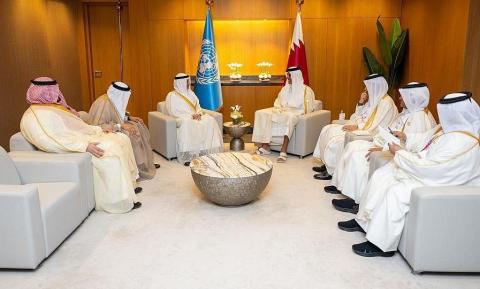 أمير قطر يلتقي وزير الاقتصاد والتخطيط السعودي