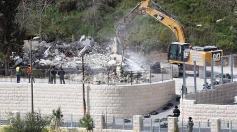 إسرائيل تهدم منازل في القدس وتستعد للإخلاء في الشيخ جراح