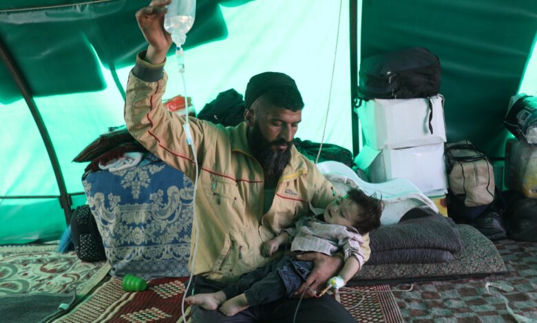 نزوح السوريين من الزلازل يخشون تفشي وباء الكوليرا مع ارتفاع حالات الإصابة |  أخبار زلزال تركيا وسوريا