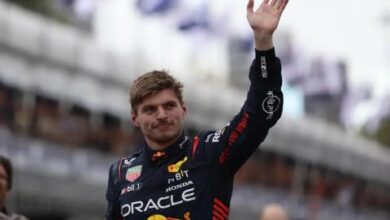 Verstappen يأخذ المركز الأول في سباق الجائزة الكبرى الأسترالي