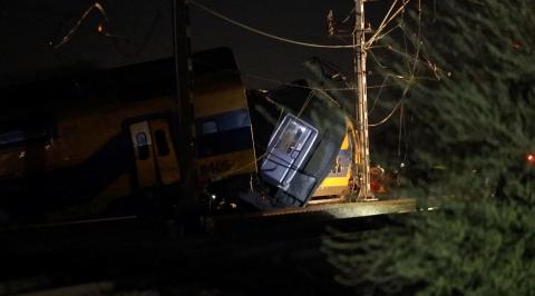مقتل شخص في حادث قطار بالقرب من لاهاي وإصابة 30