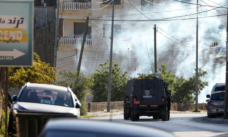 القوات الاسرائيلية تقتل فلسطينيين في مداهمة بالضفة الغربية |  أخبار الصراع الإسرائيلي الفلسطيني
