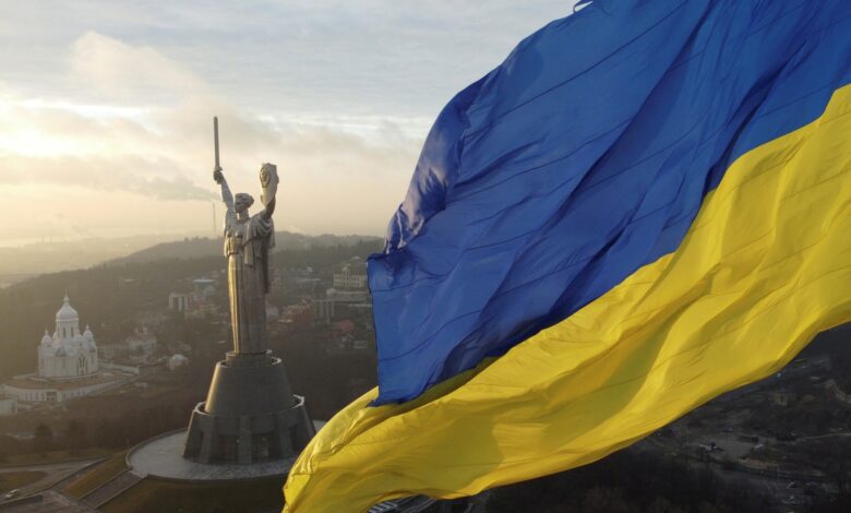 واشنطن بوست: كيف حولت روسيا برنامج مساعدات أميركيا لأوكرانيا إلى كذبة كبرى؟