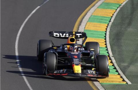 Verstappen يفوز في Wild Finish إلى سباق F1 الأسترالي الكبير