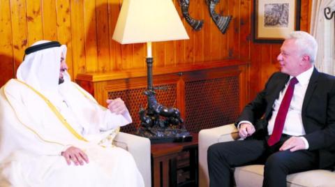 وزير قطري يعقد اجتماعات في لبنان وسط تحرك دولي للمساعدة في معالجة الأزمة