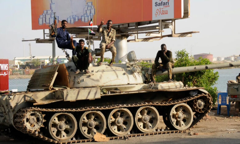 خبراء: الأمم المتحدة "مكبّلة" بشأن السودان وعقوبات واشنطن على البرهان وحميدتي قد تعطيهما فرصة الاستمرار بالقتال