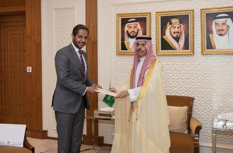 ولي العهد السعودي يتلقى رسالة خطية من رئيس جيبوتي