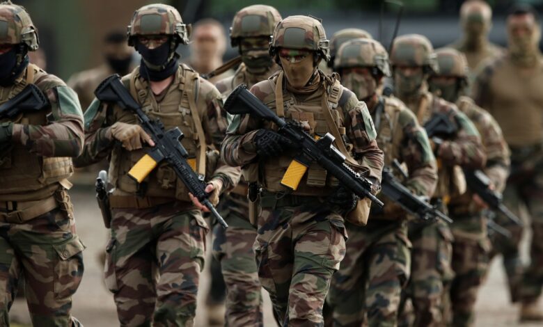 لاكروا: الجيش الفرنسي سيبقى قزما حتى بعد 2030