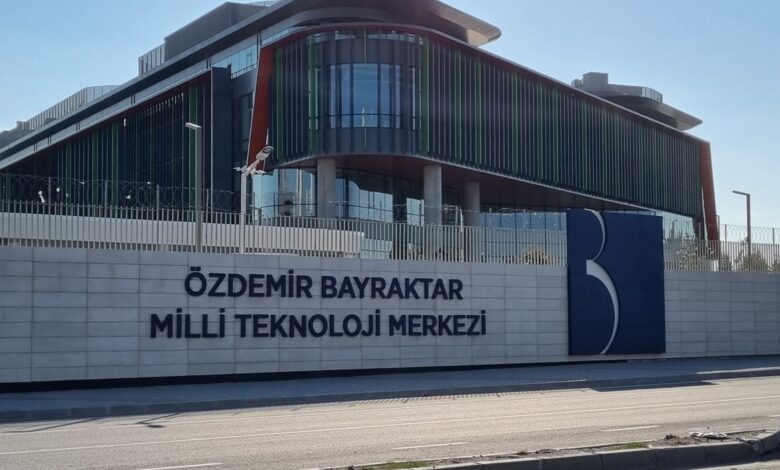 عملاق المسيّرات التركية.. كيف وجدت شركة "بايكار" نفسها في قلب السجالات الانتخابية؟
