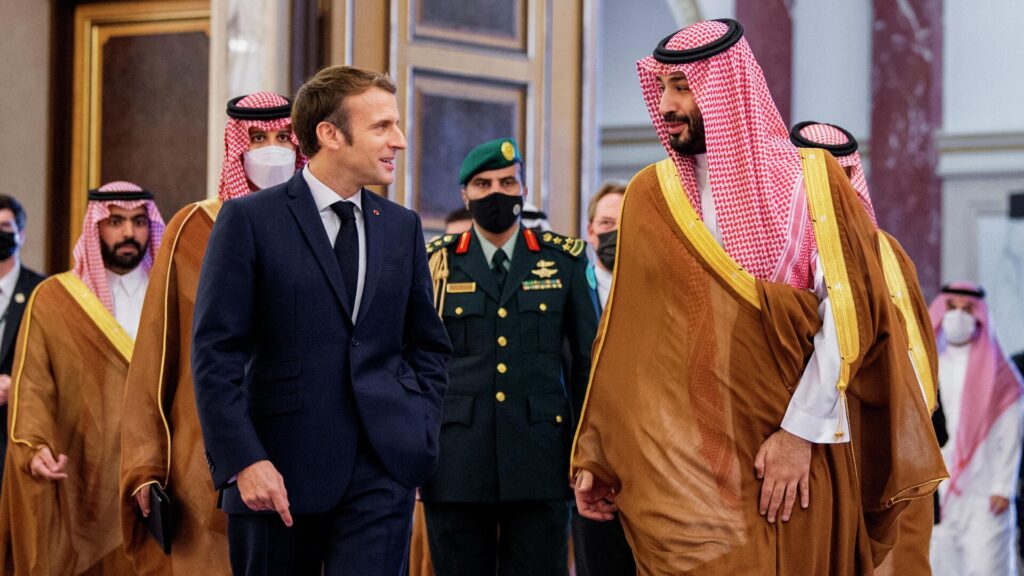ولي العهد السعودي في باريس
