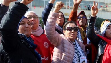 الرئيس التونسي يقول إن فرض ضرائب على الأغنياء لتجنب صندوق النقد الدولي