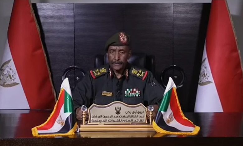 في ظل تصاعد حدة الصراع وانسداد أفق الحوار.. ماذا بعد دعوة السودانيين لحمل السلاح؟
