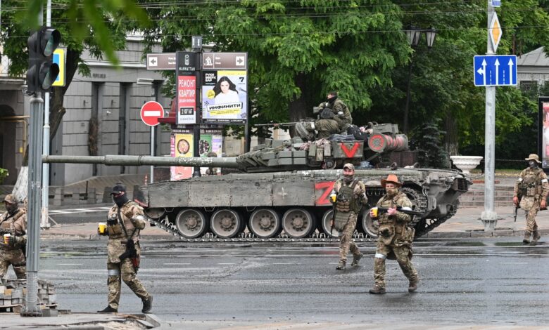كييف تراقب الأوضاع في موسكو.. ما تأثير تمرد فاغنر في روسيا على الحرب الأوكرانية؟