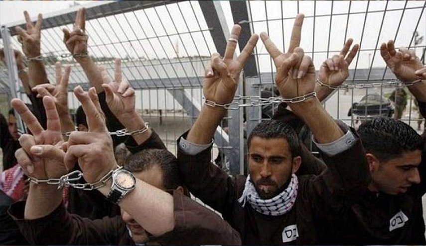 إضراب 1000 سجين فلسطيني عن الطعام