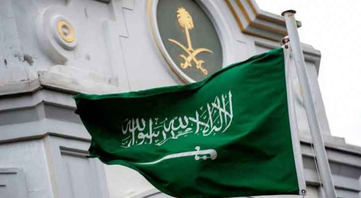 السعودية تحث مواطنيها على مغادرة لبنان بسرعة