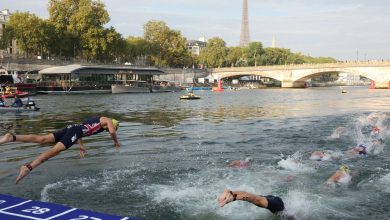 تدني جودة مياه نهر السين في باريس تلغي سباق السباحة بكأس العالم للثلاثي