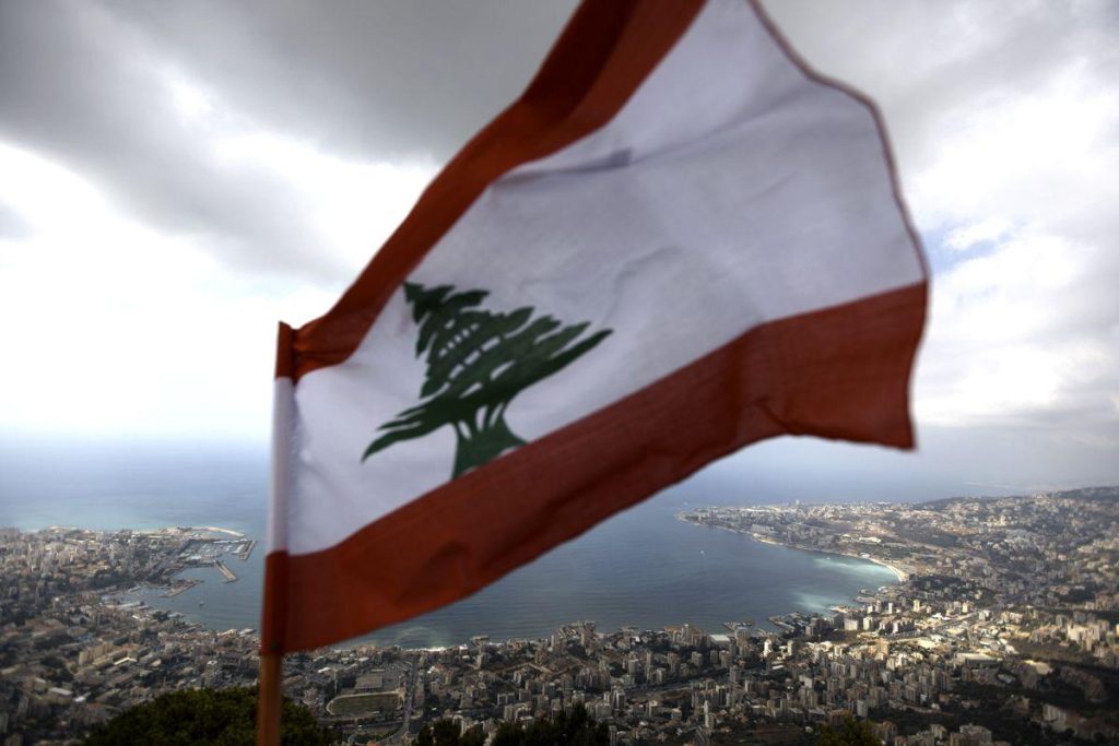 السعودية تحث مواطنيها على مغادرة لبنان