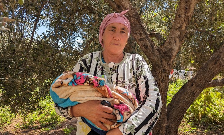 عائلة رضيع تروي للجزيرة نت نجاته من تحت أنقاض زلزال المغرب