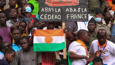 ماكرون استسلم أخيرا.. باحث فرنسي: لهذه الأسباب انسحبت فرنسا من النيجر