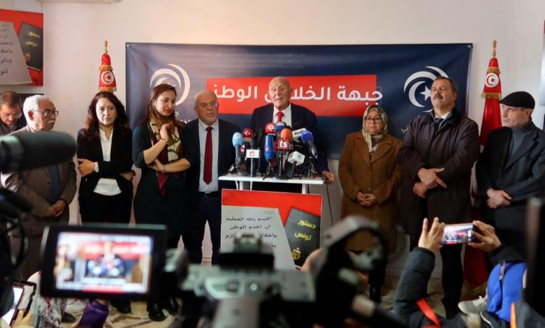 هل ينجح إضراب قيادات معارضة عن الطعام في تحريك ملف المعتقلين بتونس؟
