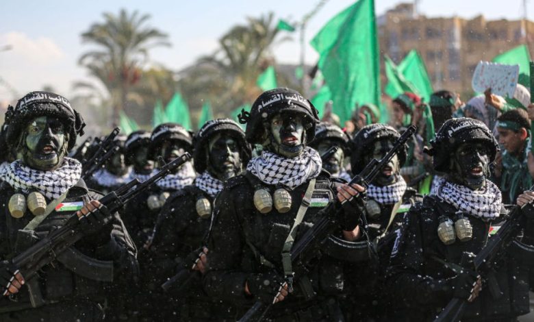 تايم: لا تضعوا حماس وتنظيم الدولة في خانة واحدة