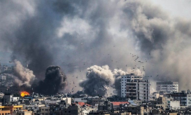 فايننشال تايمز تطالب بوقف القصف والسماح بدخول المساعدات لغزة