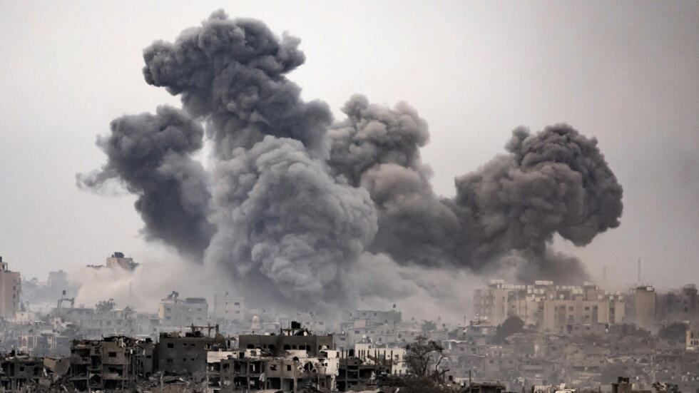 اليوم 33 من حرب غزة