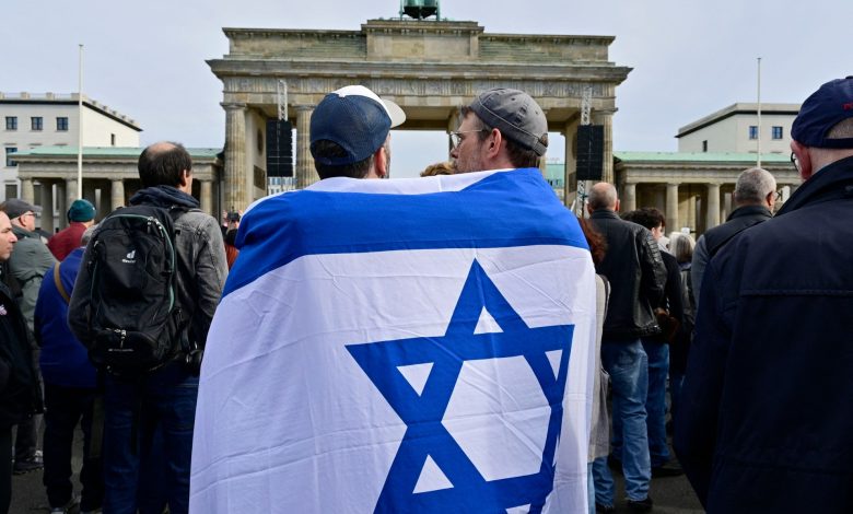 مسلحة بالمال والتاريخ.. هذه أشهر اللوبيات الإسرائيلية في ألمانيا