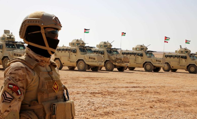 تعزيزات للجيش الأردني على الحدود مع فلسطين.. ماذا يحدث؟