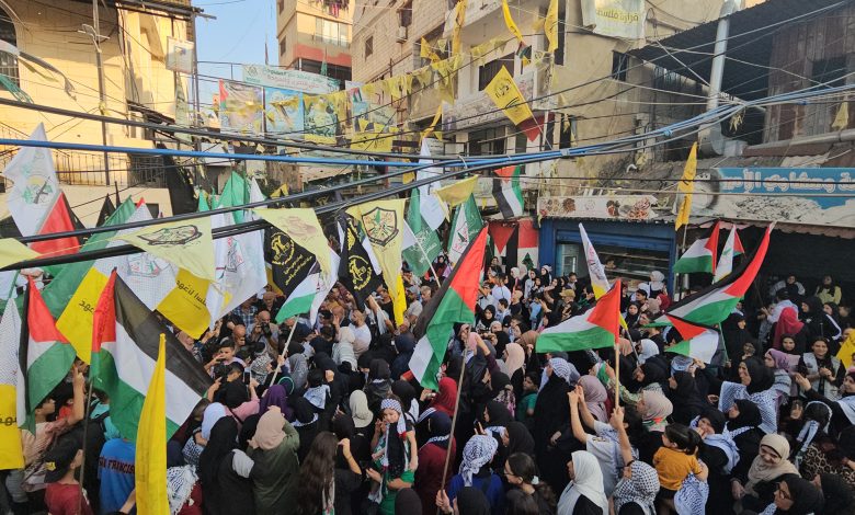 بين المظاهرات وآمال العودة.. هكذا يتفاعل اللاجئون الفلسطينيون في لبنان مع "طوفان الأقصى"