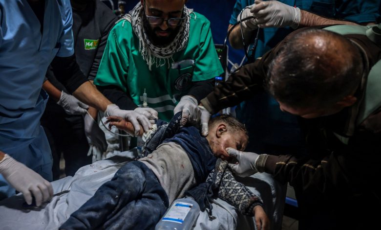 كاتب إسرائيلي: لا أحد يستطيع تبرير قتل نحو 10 آلاف طفل في غزة