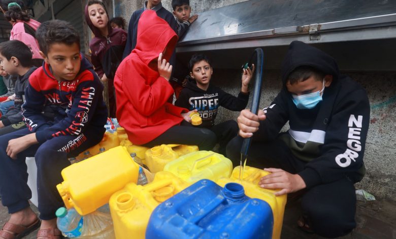 نقص وغلاء.. احتمالات الموت جوعا تتصاعد في غزة