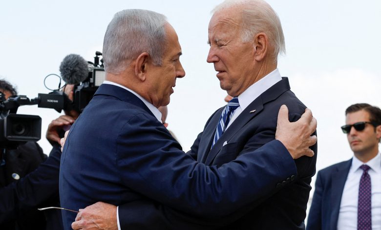واشنطن بوست: بايدن يظهر تعاطفا عميقا مع إسرائيل ويفتقده مع سكان غزة