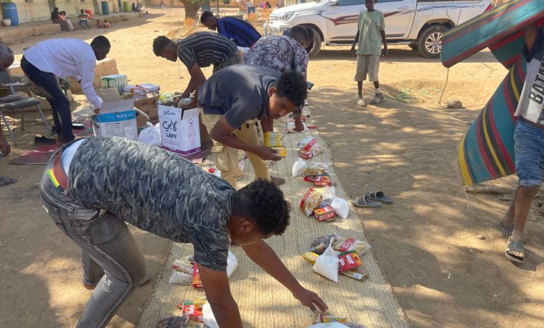 مبادرات شعبية في كسلا توفر السكن والطعام لنازحي السودان