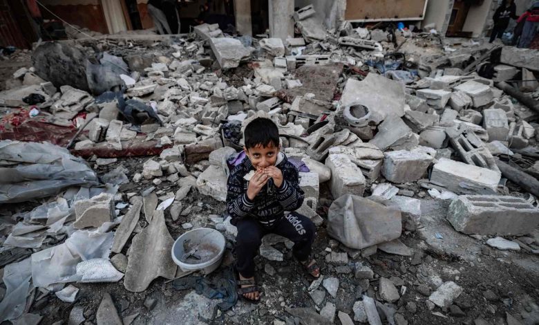 الغارديان: أرقام تكشف حجم المأساة في غزة